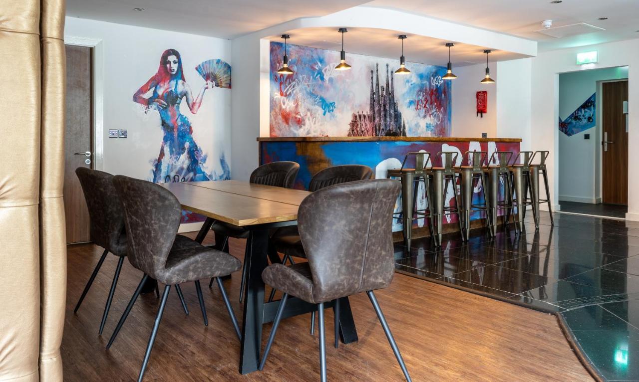The Bling Hotel By Ustay Aparthotels Liverpool Eksteriør billede